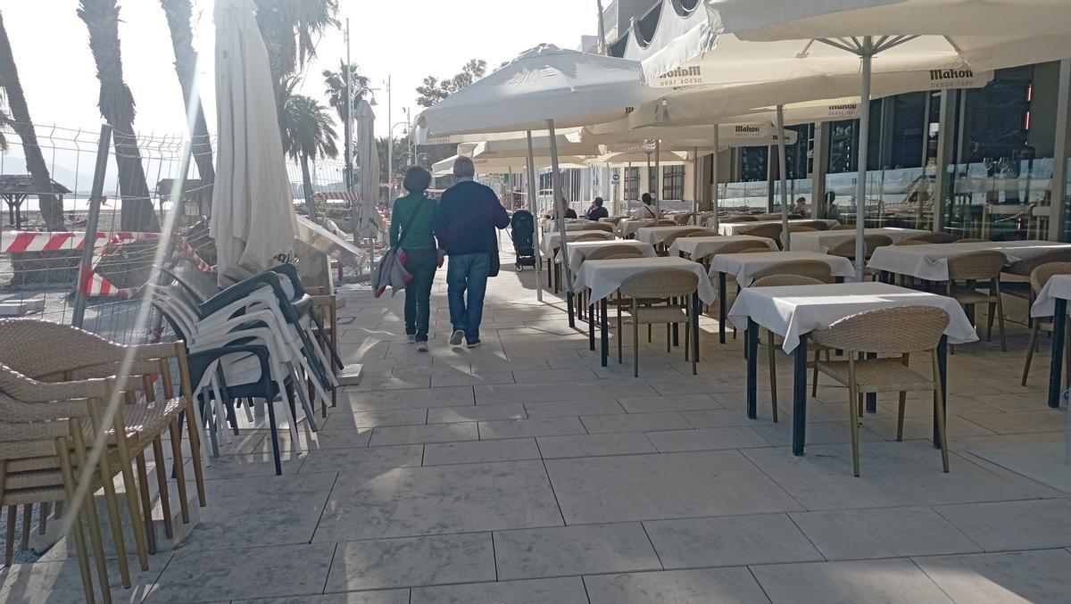 El paseo marítimo de Pedregalejo, en obras, a comienzos de mes.