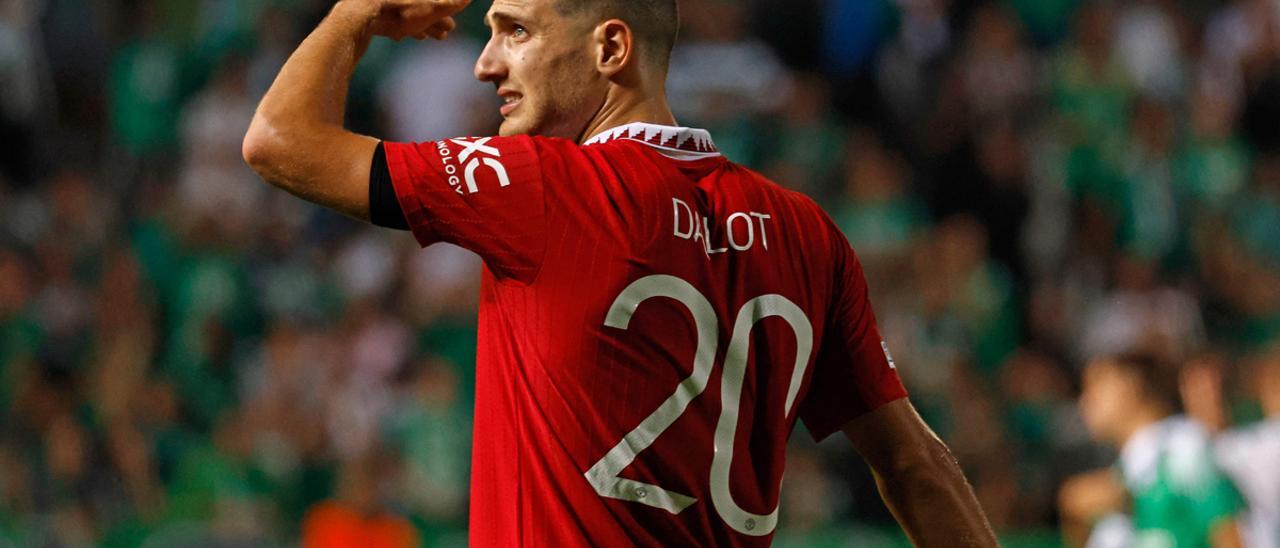 Manchester United - Sheriff: El gol de Dalot