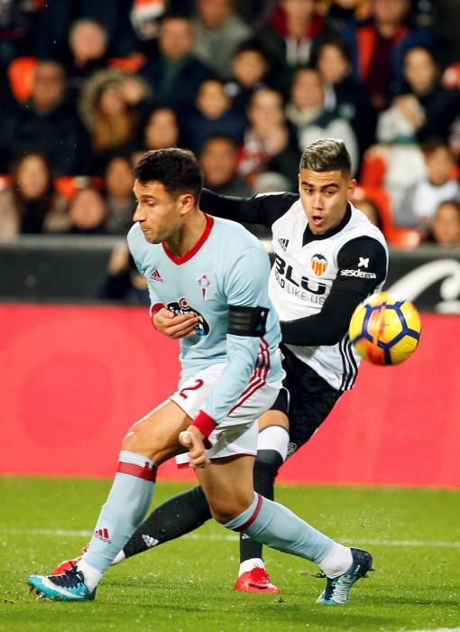 Las imágenes de la derrota del equipo celeste en Mestalla.