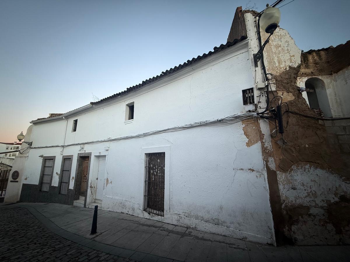 Imagen de las dos viviendas donde se sospecha que puedan estar enterrados restos romanos.