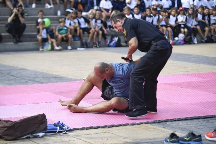 27-09-19 LAS PALMAS DE GRAN CANARIA. . LAS PALMAS DE GRAN CANARIA. Jornada de puertas abiertas de la Policía Nacional en el Parque Juan Pablo II. Fotos: Juan Castro.  | 27/09/2019 | Fotógrafo: Juan Carlos Castro