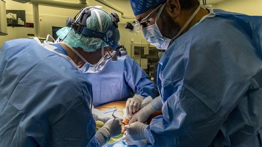 Salud se aviene a una planificación conjunta con los médicos asturianos para evitar que haya paro en el futuro