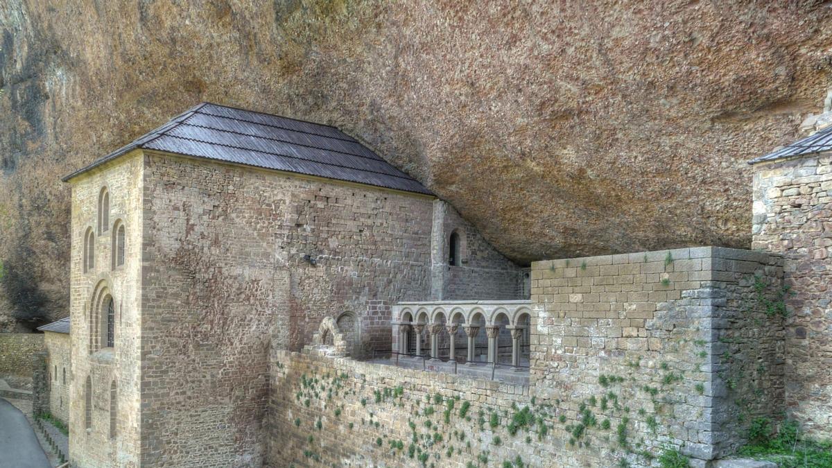 Este Monasterio, que sobrevivió a un incendio, cuenta con casi mil años de historia