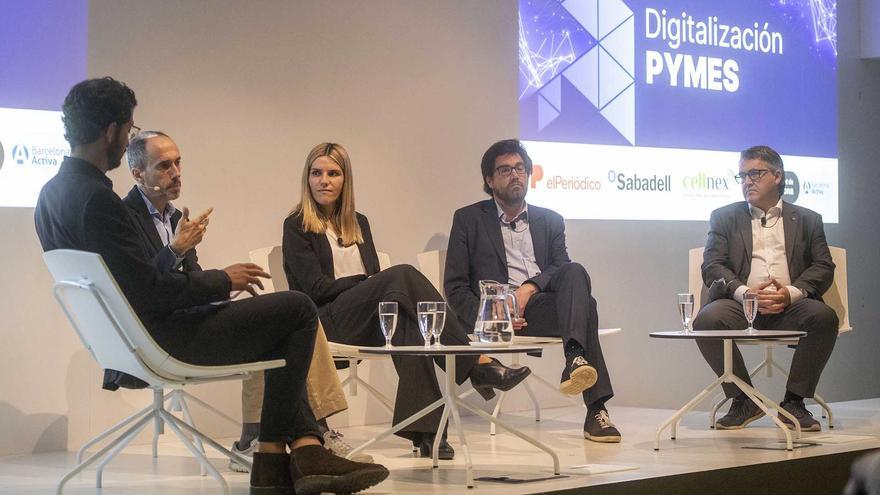 Mesa redonda con expertos sobre la transformación digital de las pymes