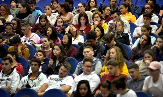 ENCUENTRO INTERCENTROS AYUDANTES TIC YRICHEN