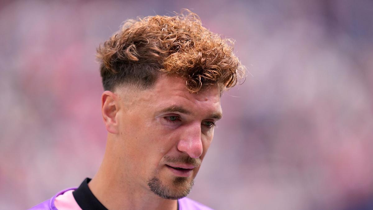 la hora de cerrar el lateral derecho del Valencia CF