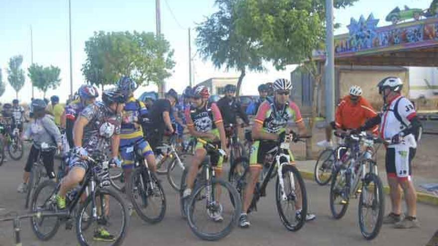 Exitosa ruta cicloturista en Manganeses de la Lampreana