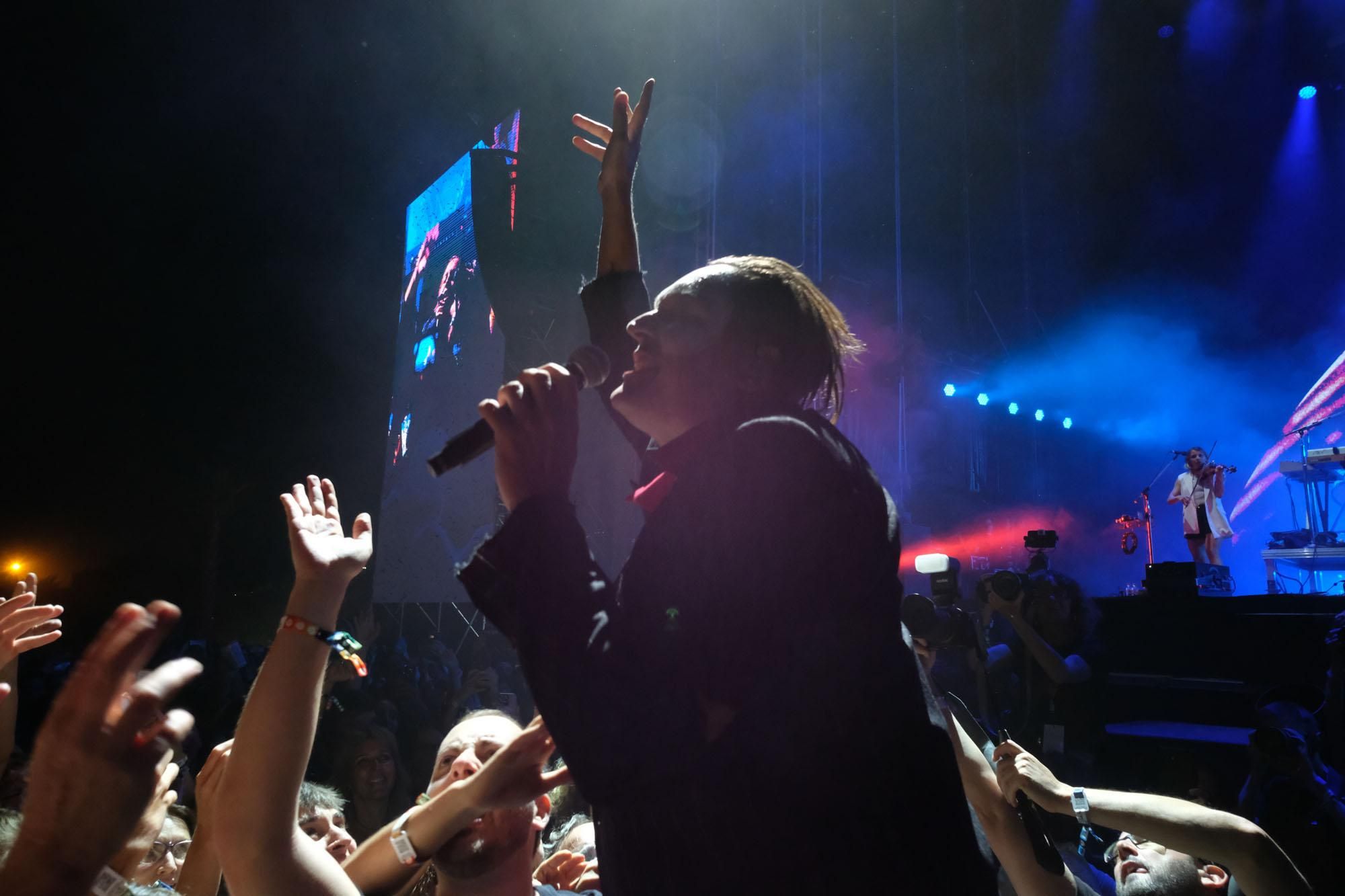 Primer día de conciertos en el Festival Cala Mijas 2023: Arcade Fire