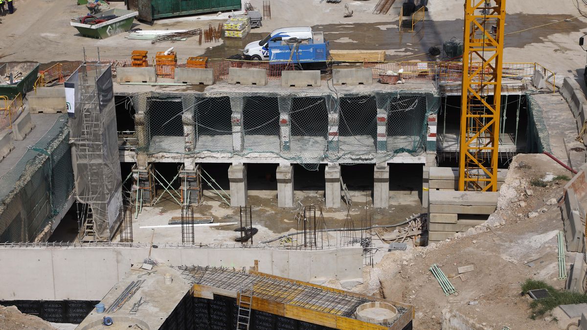Visata del aparcamiento, durante las obras en la Plaza de la Reina