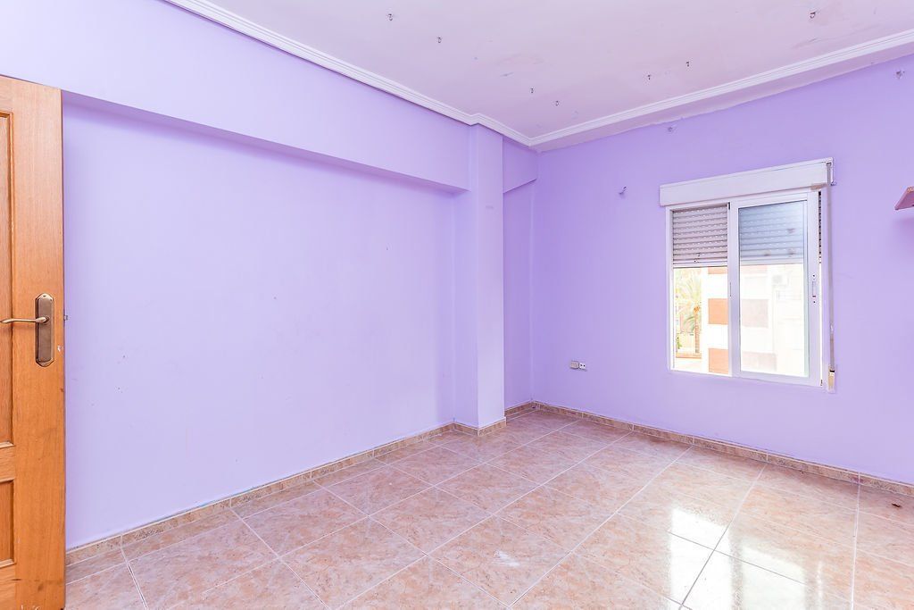 Piso a la venta en la calle Peris Celda por 92.200€