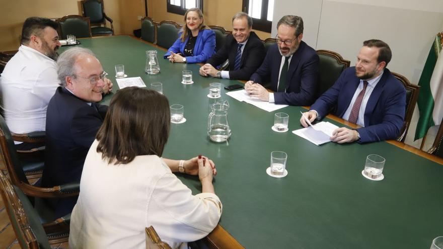 Junta de Andalucía y agentes sociales celebran la futura línea eléctrica en el norte de Córdoba