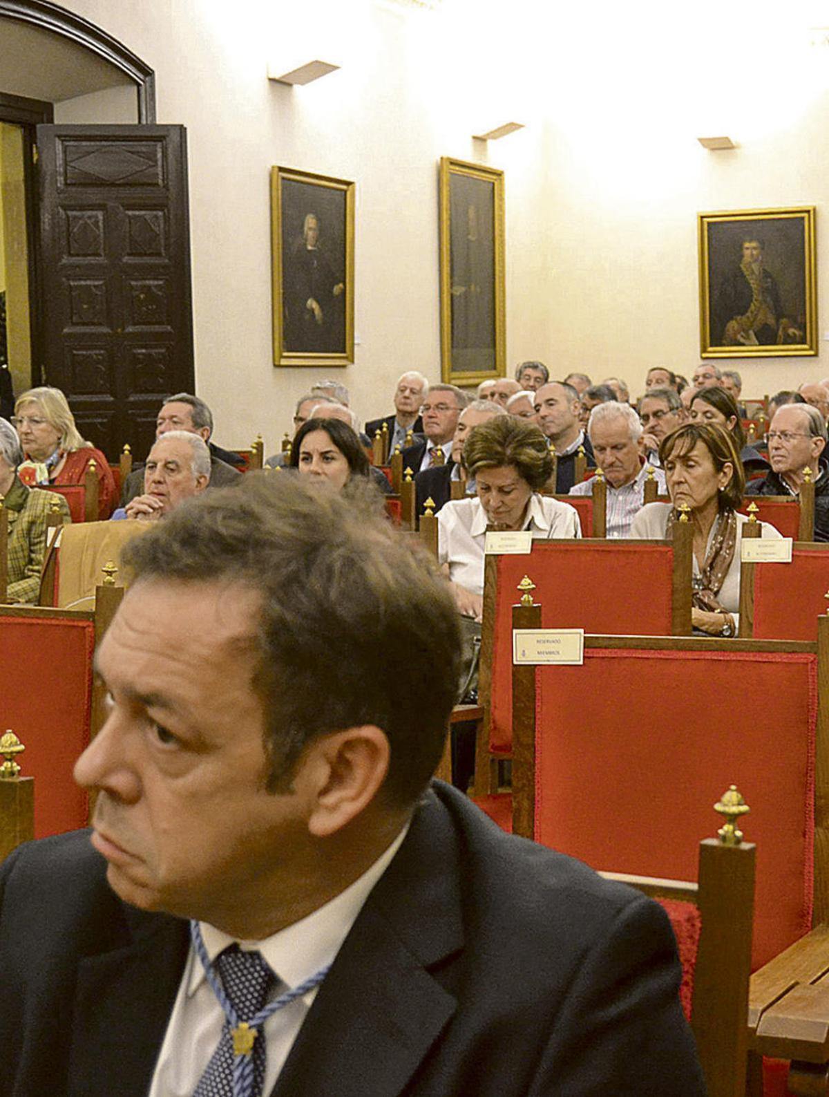 Salón de actos del RIDEA, en la sesión académica de ayer.