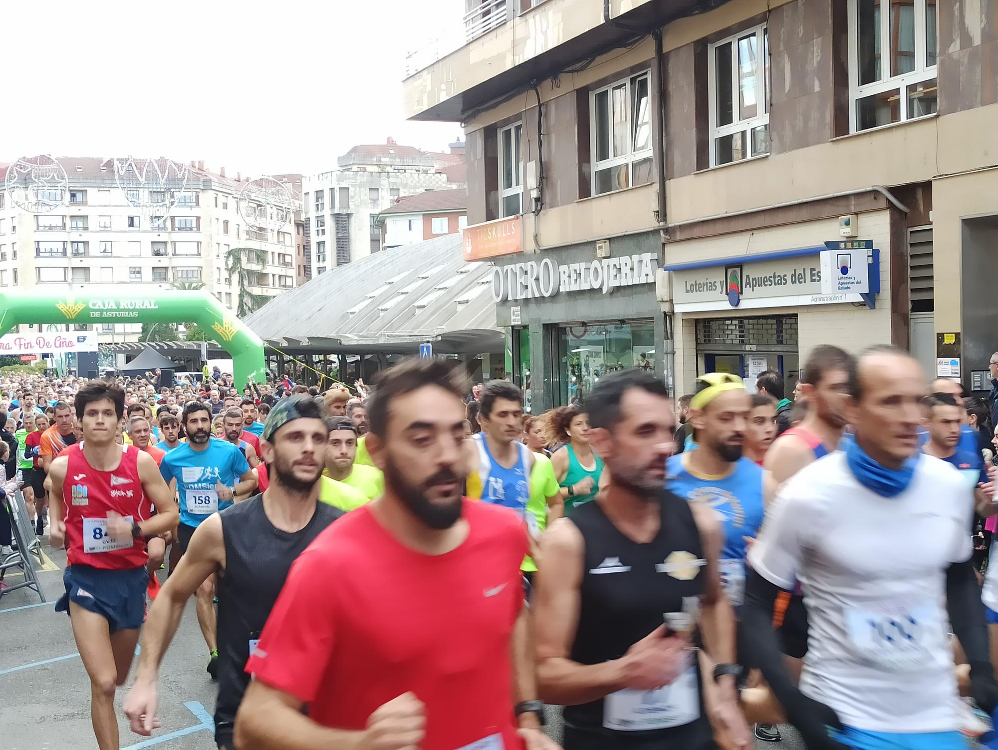 Casi 1.500 participantes disputan la carrera de Fin de Año de Pola de Siero