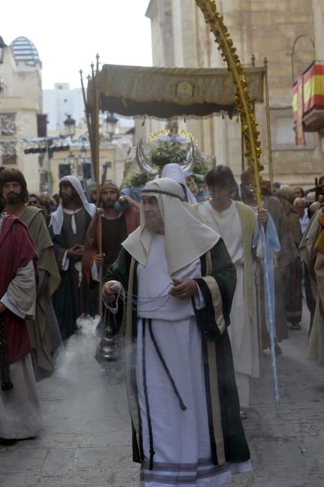 Procesión del entierro de la Virgen en Elche