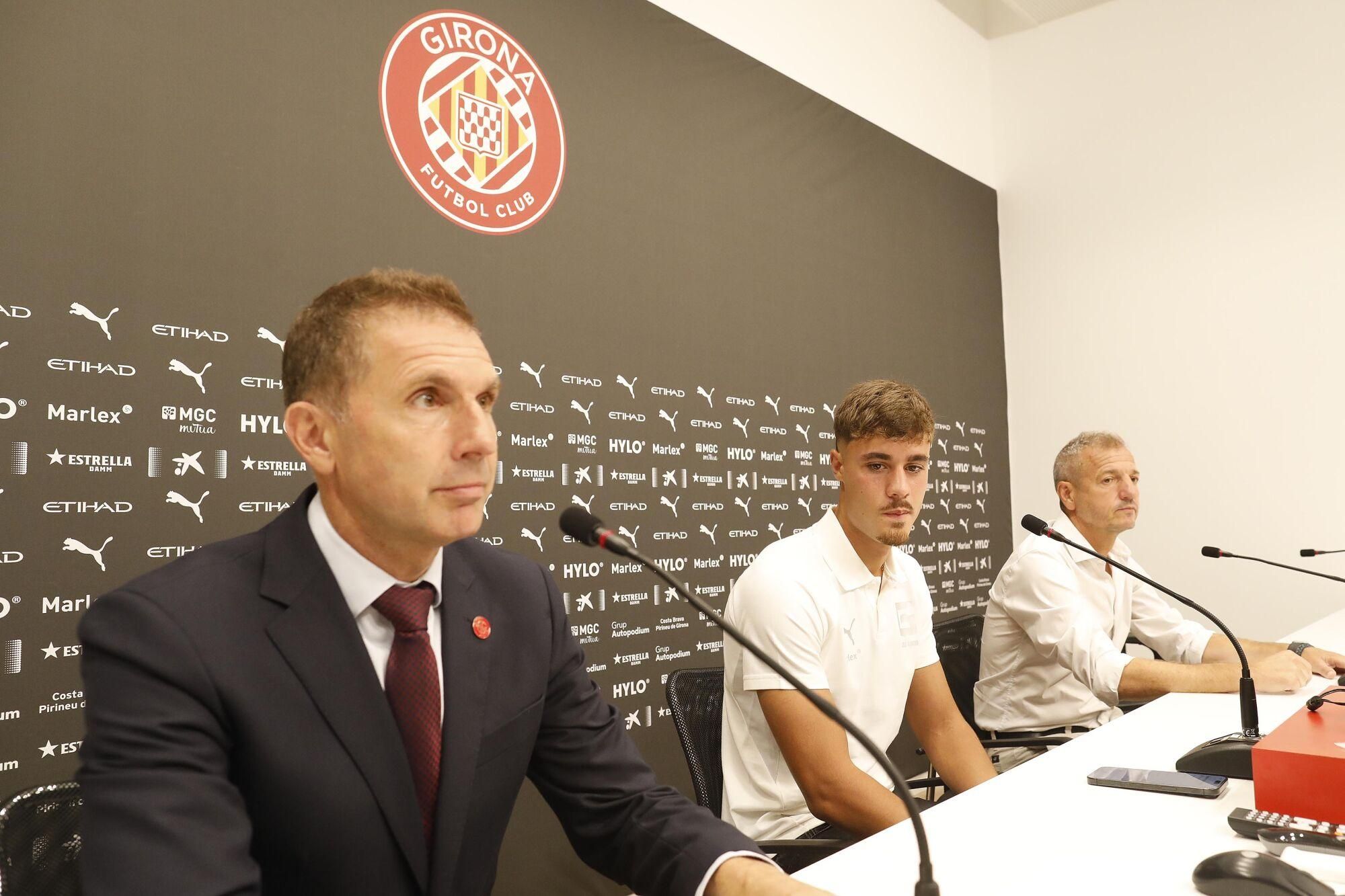 Girona. Estadi de Montilivi. Presentacio Hugo Rincon nou jugador del Girona FC. Delfi Geli. Quique Carcel.
