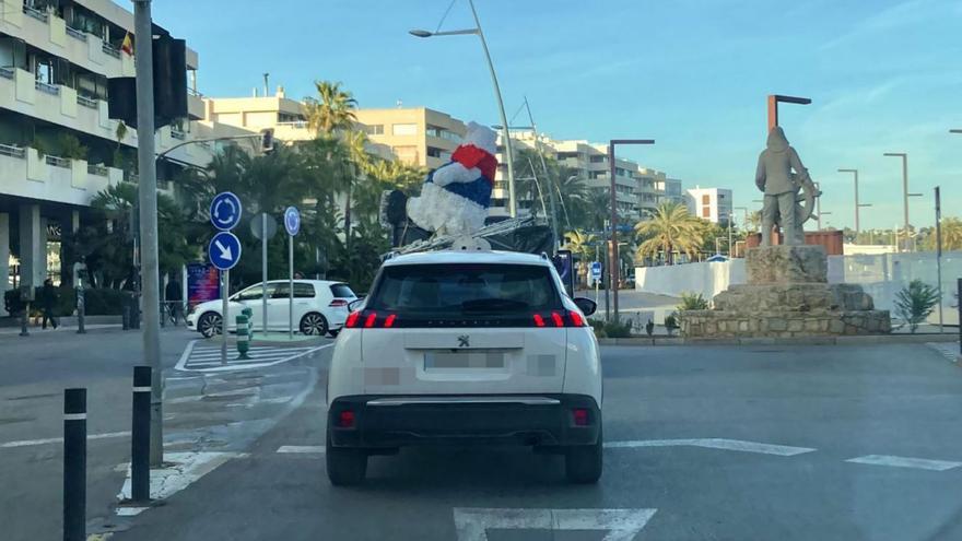 El oso de la Navidad se marcha a hibernar  |  I. V.