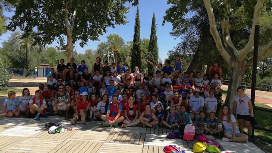 70 menores, en la Escuela de Verano de Cruz Roja