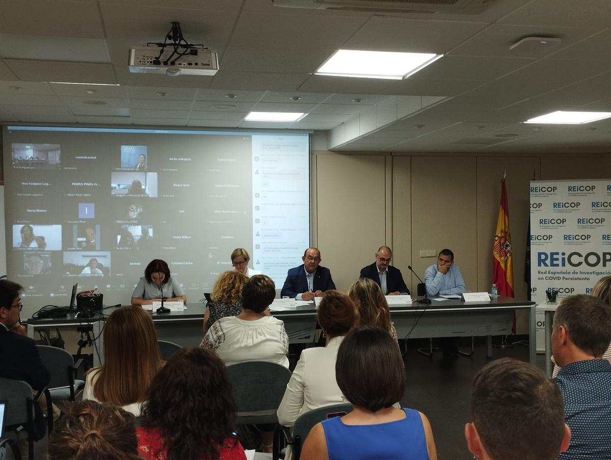 Acto de constitución de la Red de Investigación en covid persistente.