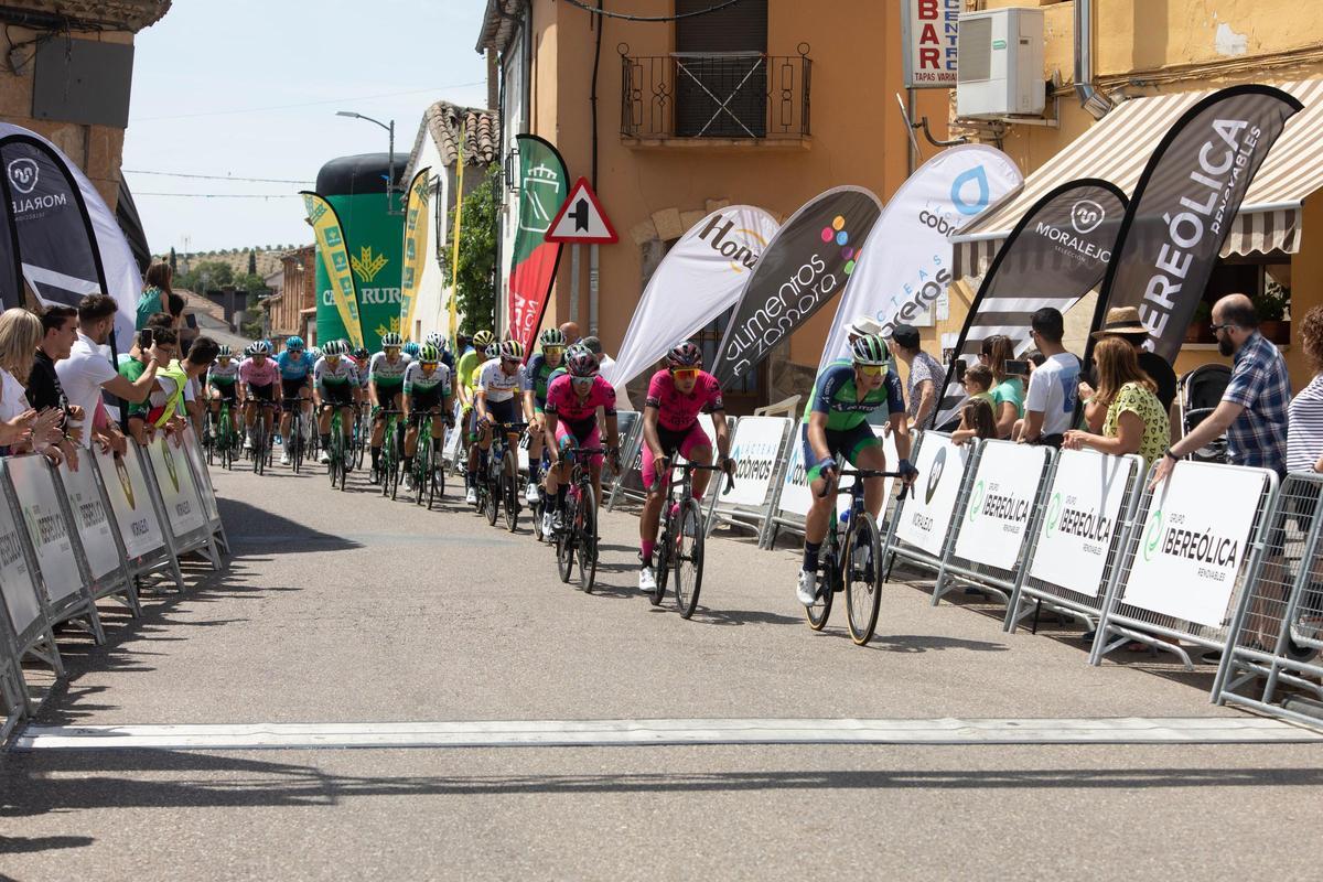 GALERÍA | La etapa final de la Vuelta Ciclista a Zamora, en imágenes GALERÍA | La etapa final de la Vuelta Ciclista a Zamora, en imágenes