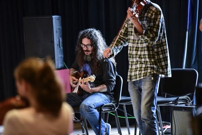 Ensayo de RED Beard con orquesta de cuerda en el ...