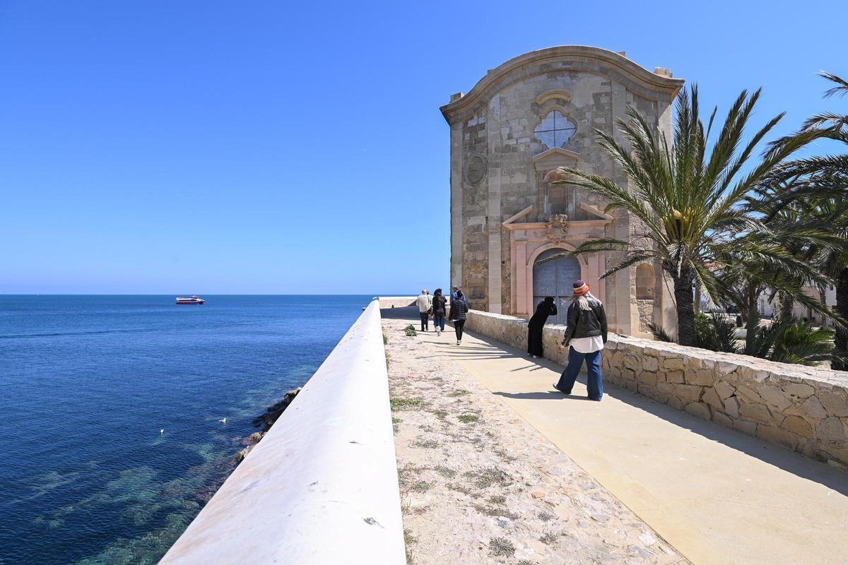 L'església de l'illa de Tabarca.
