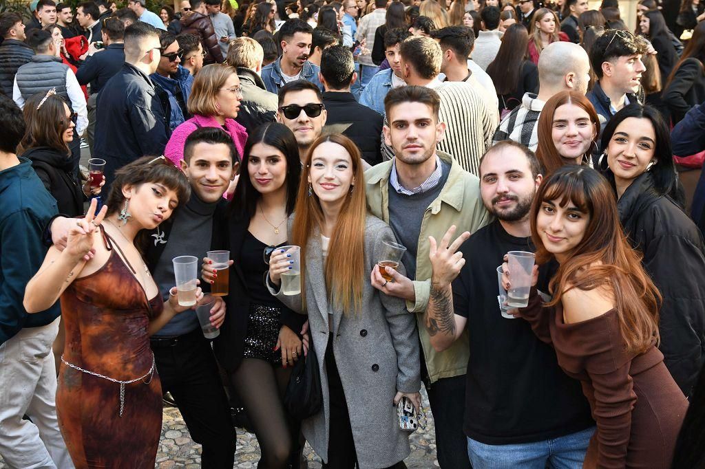 Murcia se echa a las calles durante el tardeo de Nochebuena