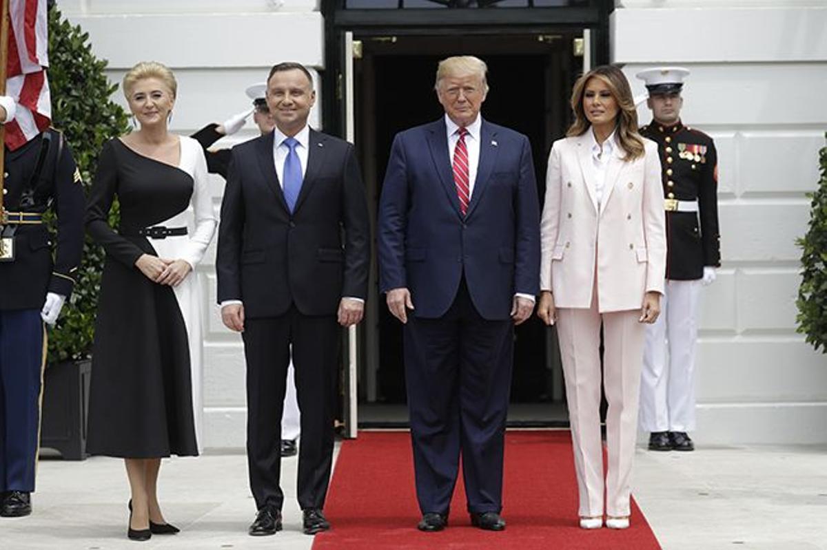 Donald Trump y Melania Trump junto al presidente de Polonia y su mujer