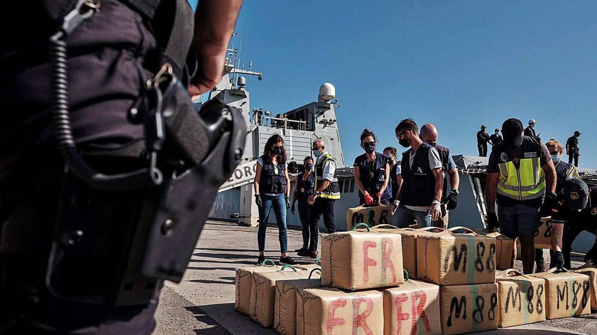 12 detenidos del operativo en tierra de la gran red del hachís ligada a Canarias