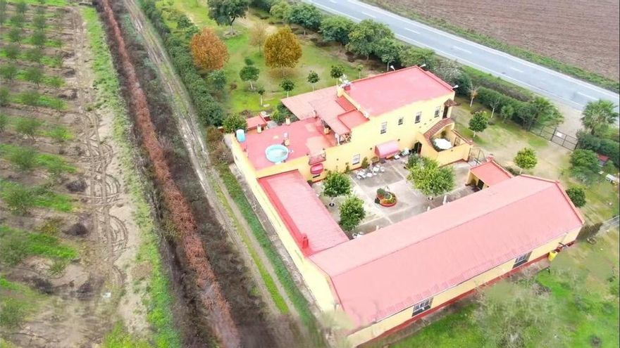 Oportunidad única de inversión: imponente finca rústica en Sevilla por menos de lo que imaginas