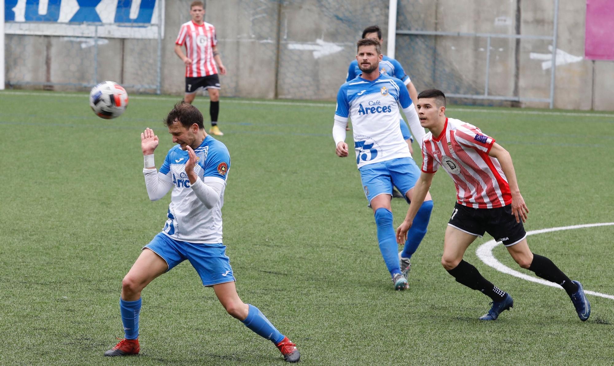 Las mejores imágenes de la jornada de Tercera División: Ceares y Llanera sacan un billete a Segunda RFEF