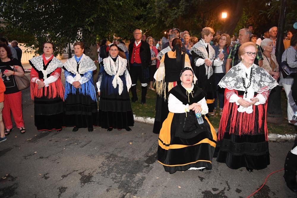 Cántigas da Terra homenajea a Brisas da Cruña