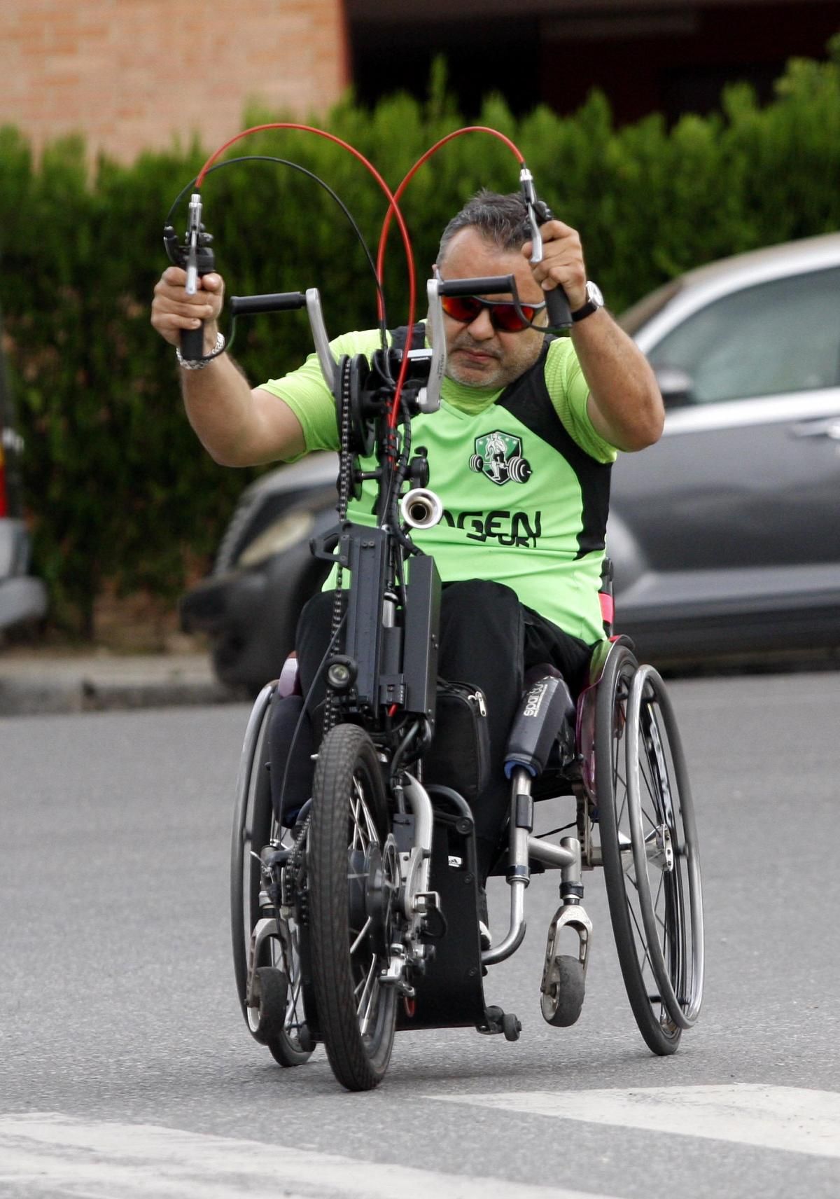 La carrera popular Santuario homenajea a Manuel Sánchez