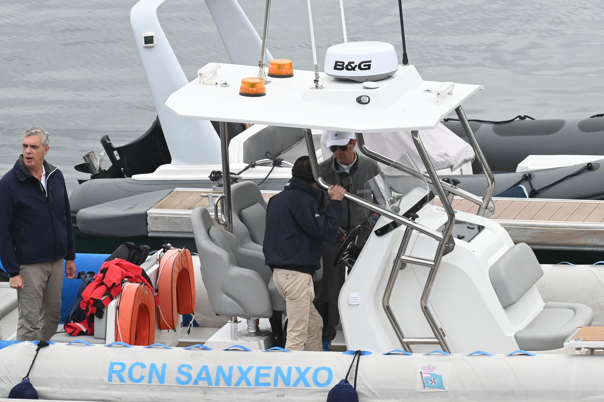 El rey emérito, Juan Carlos I, ya navega por aguas de Sanxenxo