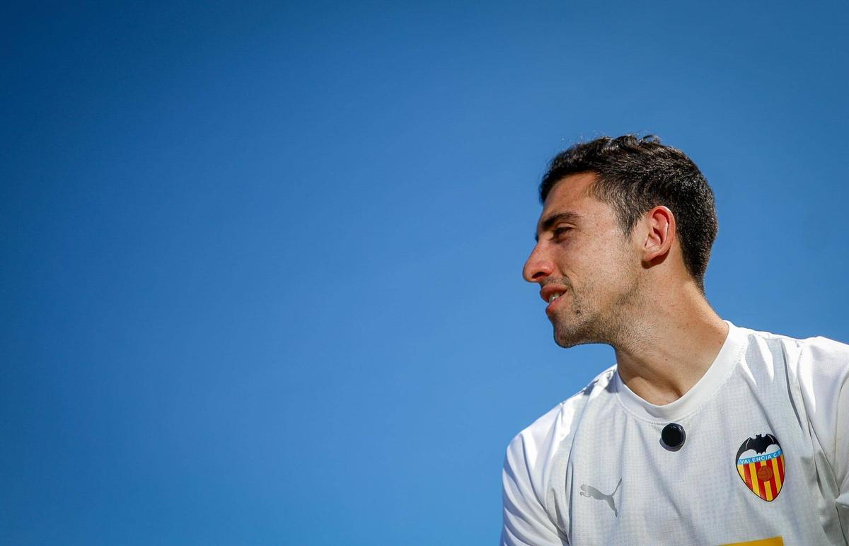 CD del Valencia CF en Paterna VLC SPD entrevista a Cesar Tárrega jugador del Valencia