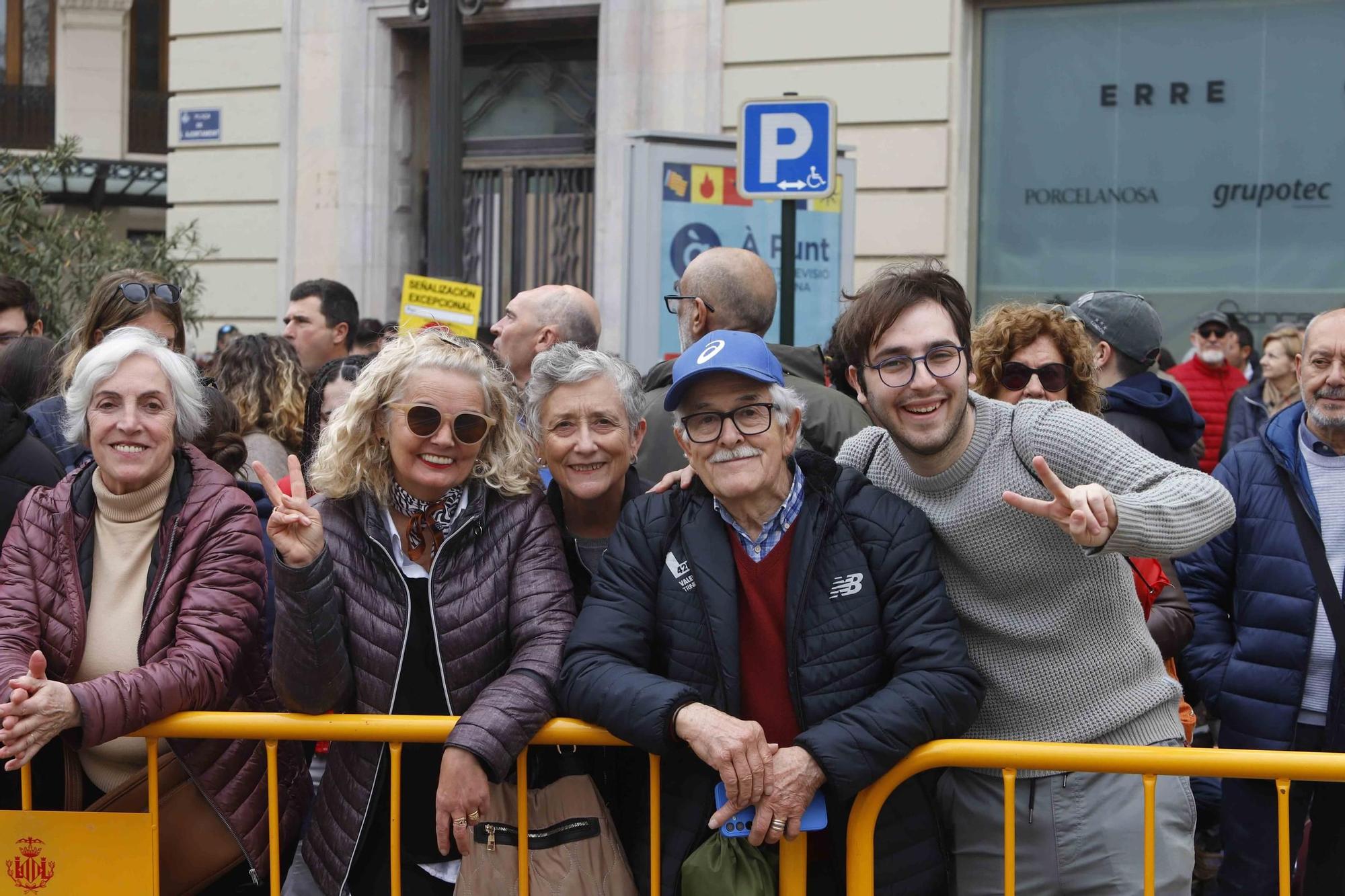 Búscate en la mascletà del viernes 7 de marzo
