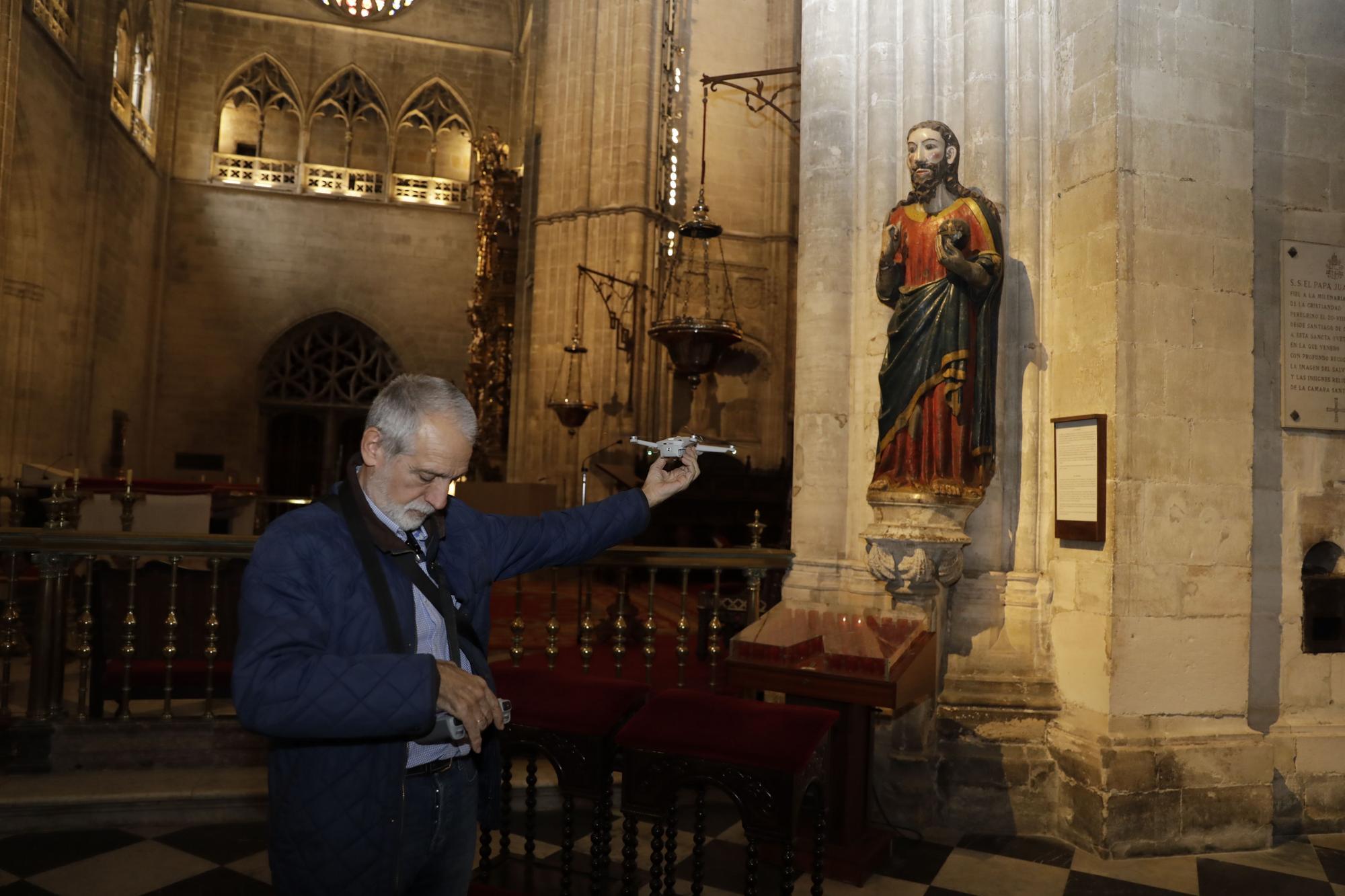 Drones volando en la Catedral de Oviedo: Iñaki Terán graba vídeos inéditos en el templo