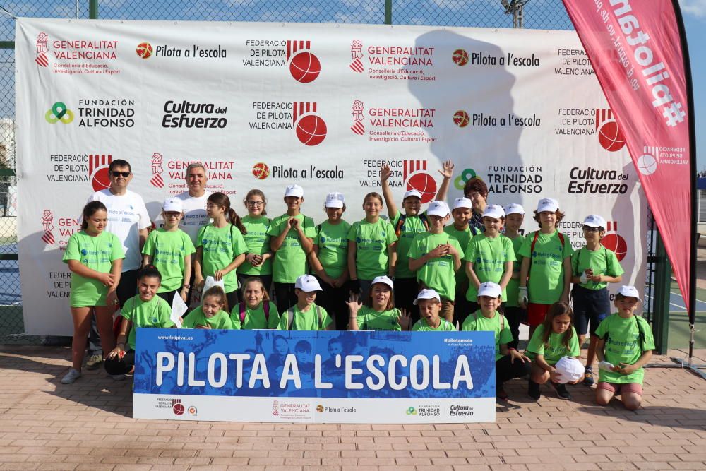 Pilota a l’Escola despedix  el curs al gran a Piles