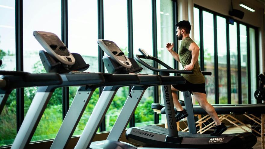 Ya es posible deducir la cuota del gimnasio en la Declaración de la Renta: lo aplican estas Comunidades Autónomas