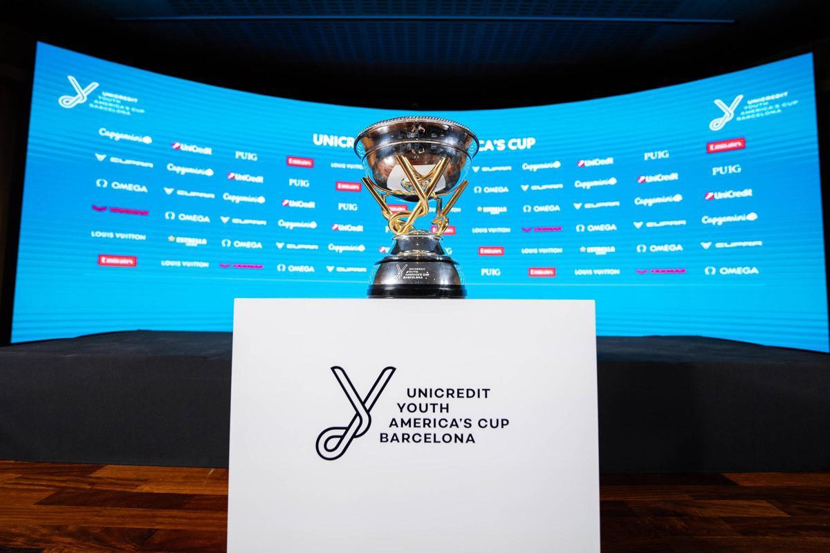 Los 12 equipos de jóvenes de la Copa América izan velas Los 12 equipos de jóvenes de la Copa América izan velas