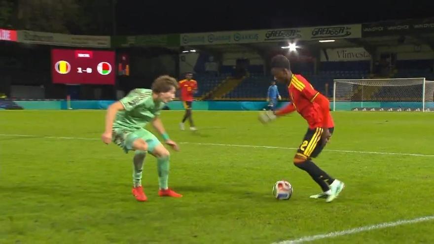 Espectacular regate de Bisiwu en su estreno con Bélgica sub-21
