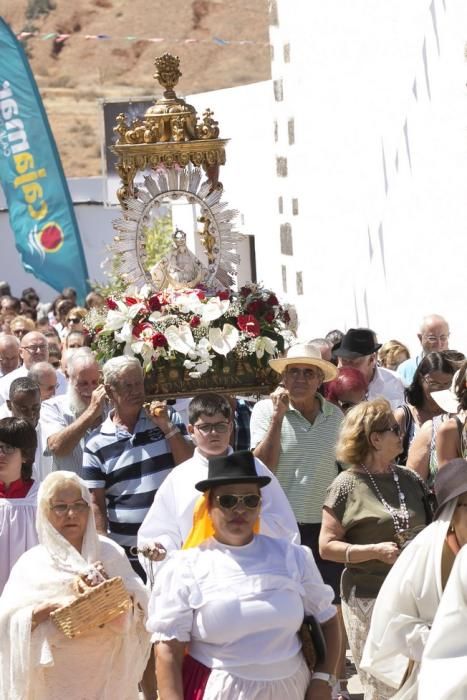 FUERTEVENTURA - Misa y posterior procesión religiosa Virgen de la Peña 2016 - 17-09-16