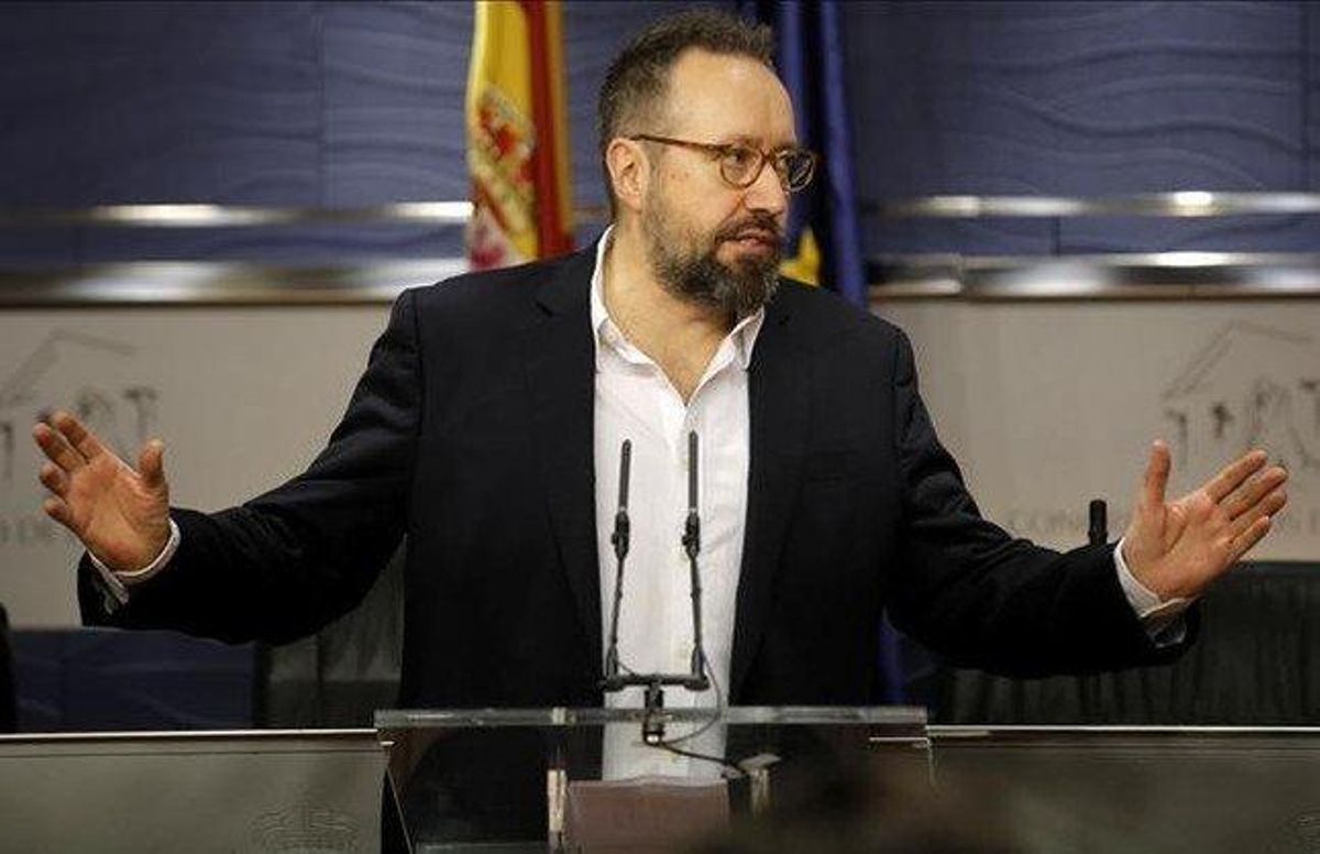 dcaminal32637936 madrid  02 02 2016   rueda de prensa del diputado 160202112852