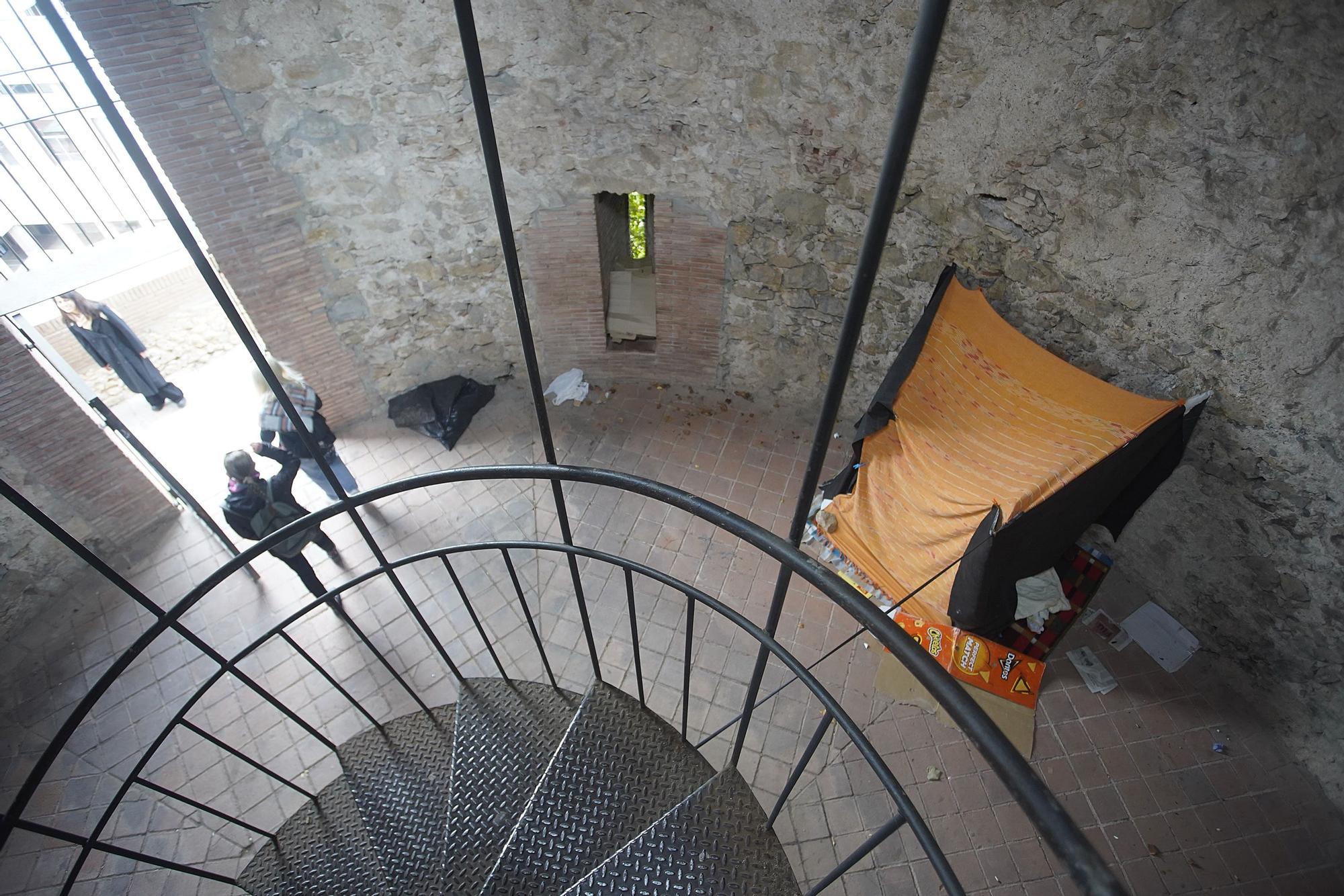 Les torres de la muralla de Girona, farcides de pintades