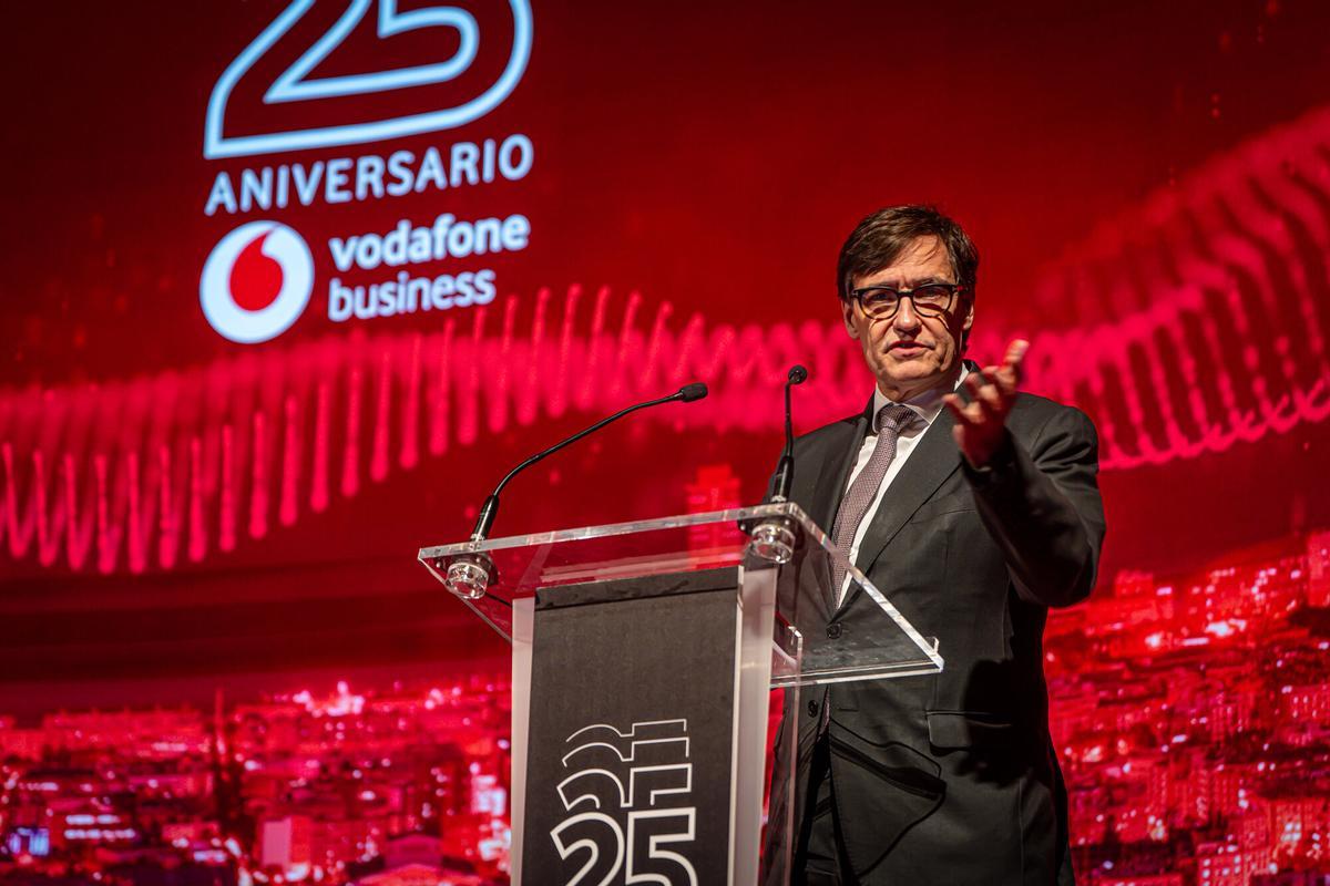 Barcelona, 30/10/2025 Economía.  Gala 25 aniversario Vodafone, Catalunya. Intervención del Prsident de Catalunya Salvador Ila. AUTOR: MANU MITRU