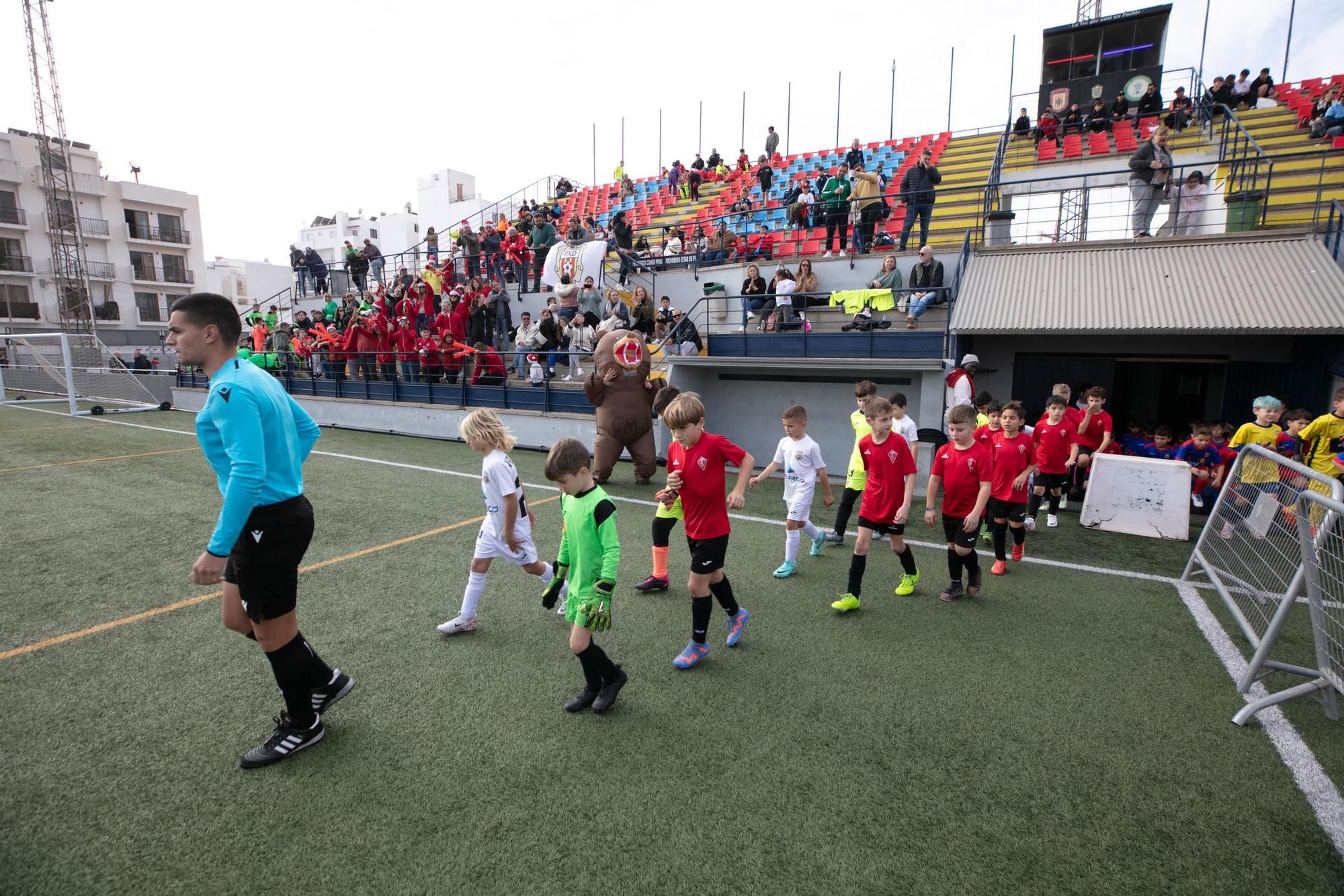 Todas las imágenes del torneo de fútbol Fibwi en Ibiza