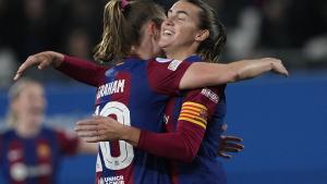 Graham Hansen y Patri Guijarro celebrando el gol de la mallorquina