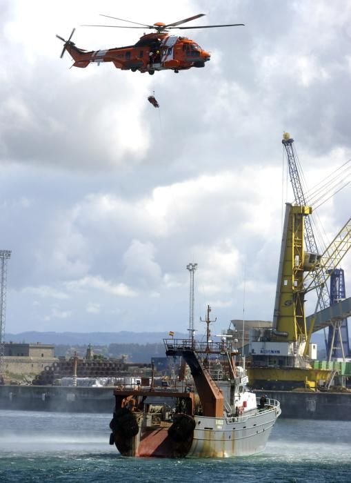 Simulacro de Salvamento Marítimo en A Coruña