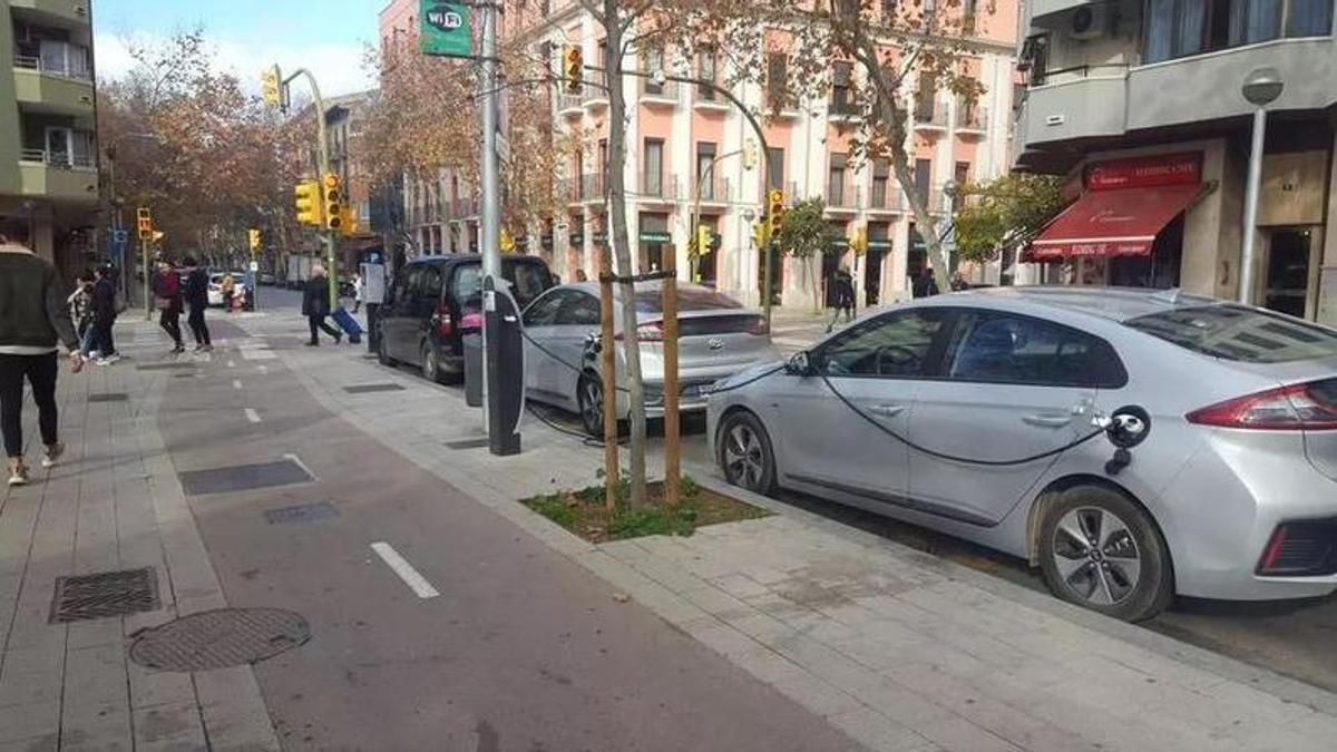 Eine Ladestation für E-Autos in Palma