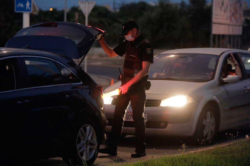 Ofensiva contra el botellón en Son Castelló