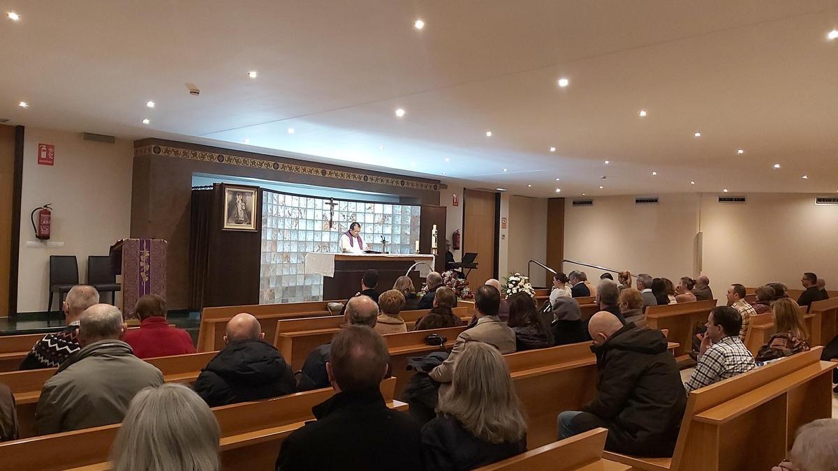 La ceremonia oficiada para dar el último adiós a Misael Campo.